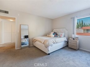 9950 Reseda #17, Northridge (los Angeles) CA 91324