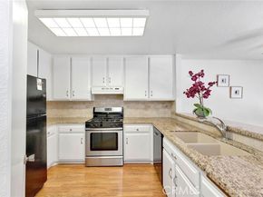 22198 Cedar Pointe 1F, Lake Forest (el Toro) CA 92630