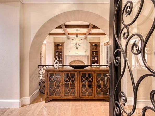 17 Long View, Laguna Hills CA 92679