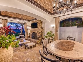 17 Long View, Laguna Hills CA 92679