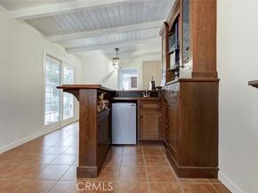 15556 Valerio, Van Nuys (los Angeles) CA 91406