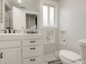 15556 Valerio, Van Nuys (los Angeles) CA 91406