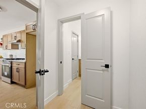 13040 Wentworth Street, Arleta (los Angeles) CA 91331