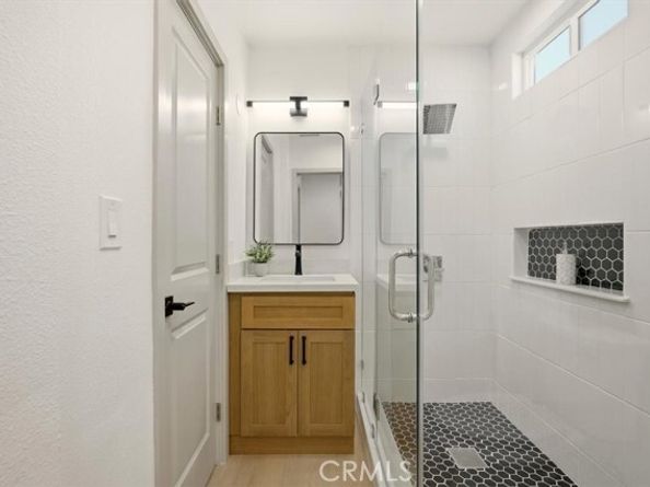 13040 Wentworth Street, Arleta (los Angeles) CA 91331