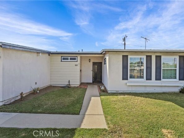 681 Van Wig, La Puente CA 91746