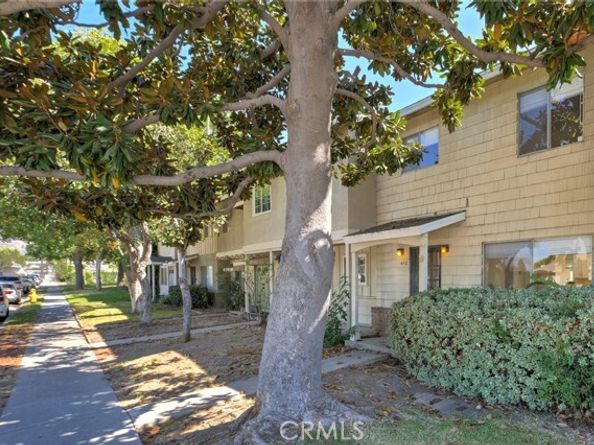 410 N Cerritos, Azusa CA 91702