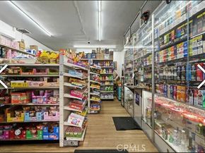 9819 S S. Normandie, Los Angeles CA 90044