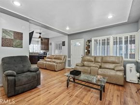 9819 S S. Normandie, Los Angeles CA 90044