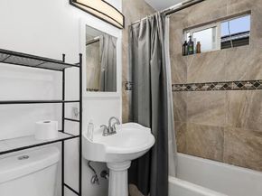 9819 S S. Normandie, Los Angeles CA 90044