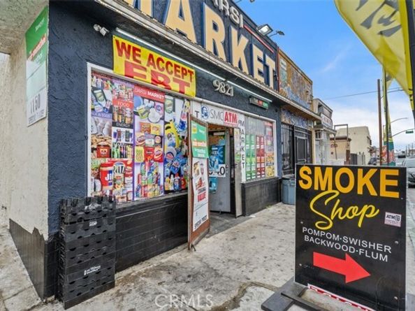 9819 S S. Normandie, Los Angeles CA 90044