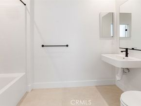 150 Bridle Drive, Burbank CA 91506