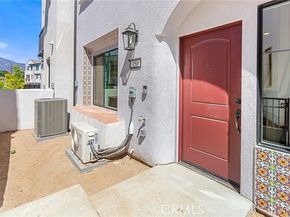 150 Bridle Drive, Burbank CA 91506