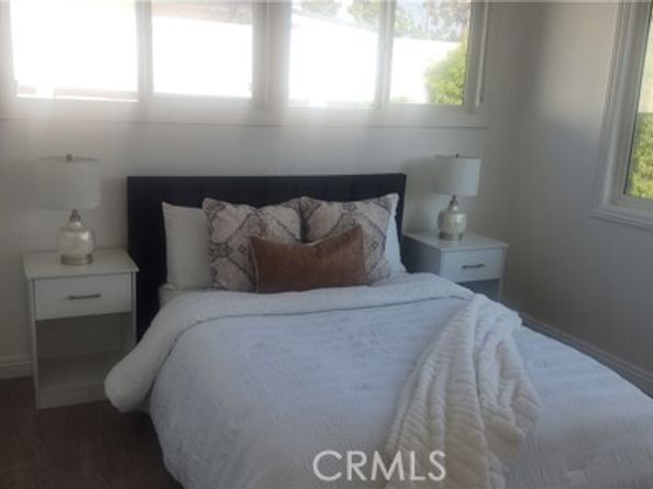 15809 Kingsbury Street, Granada Hills (los Angeles) CA 91344