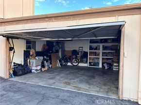 9831 Sepulveda Boulevard 26, North Hills (los Angeles) CA 91343