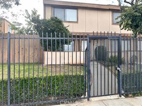 9831 Sepulveda Boulevard 26, North Hills (los Angeles) CA 91343