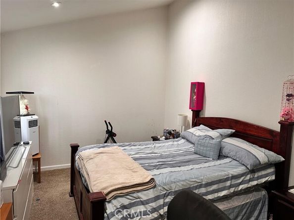 9831 Sepulveda Boulevard 26, North Hills (los Angeles) CA 91343