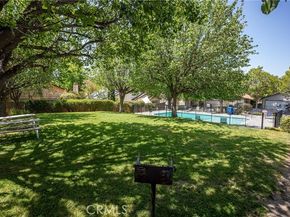 13982 Olive Grove, Sylmar (los Angeles) CA 91342