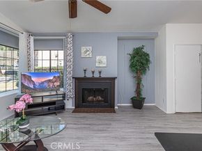 13982 Olive Grove, Sylmar (los Angeles) CA 91342