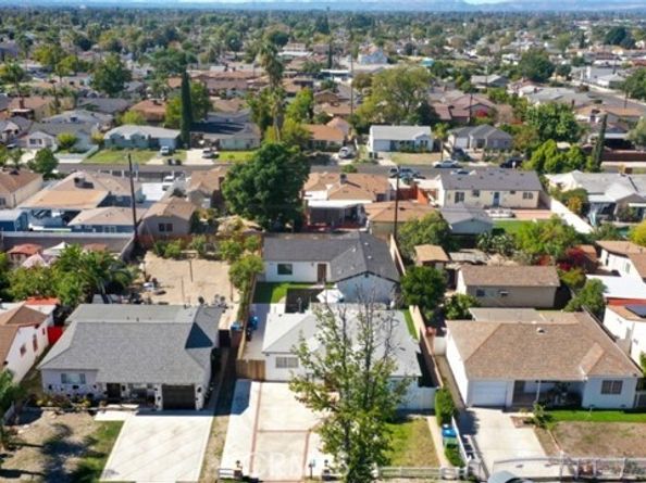 8127 Radford Avenue, North Hollywood (los Angeles) CA 91605