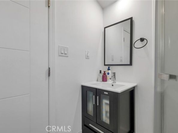 8127 Radford Avenue, North Hollywood (los Angeles) CA 91605