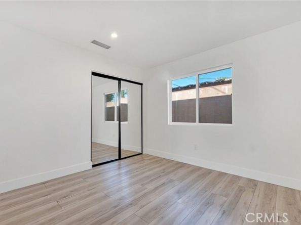 8127 Radford Avenue, North Hollywood (los Angeles) CA 91605