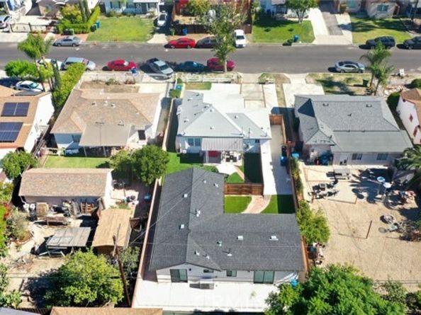 8127 Radford Avenue, North Hollywood (los Angeles) CA 91605