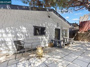 3220 Champion St, Oakland CA 94602