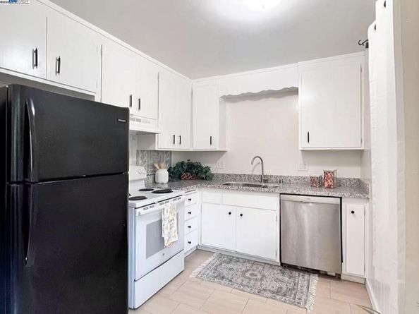 4059 Allendale Ave, Oakland CA 94619