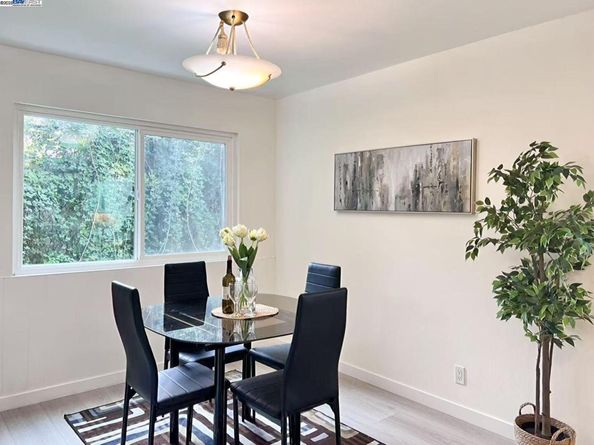 4059 Allendale Ave, Oakland CA 94619