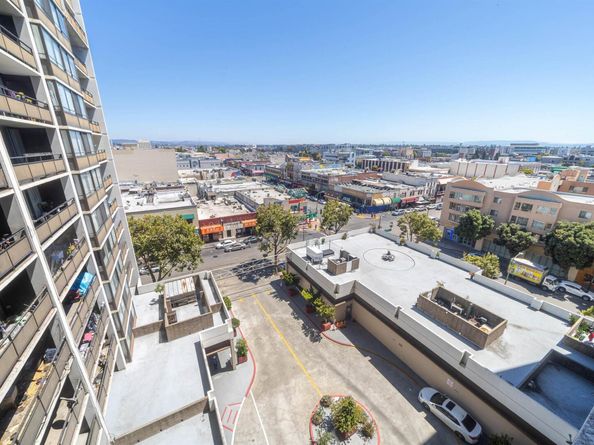801 Franklin St 819, Oakland CA 94607