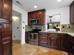 627 Alquire Pkwy, Hayward CA 94544