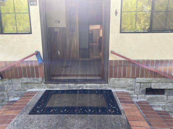 11 Foothill Lane, Pleasanton CA 94588