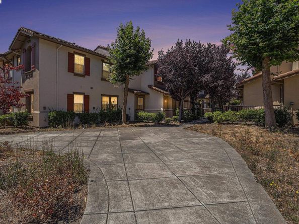 117 Carmel St, San Pablo CA 94806