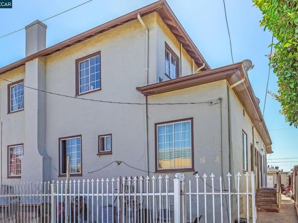1362 104th Ave, Oakland CA 94603