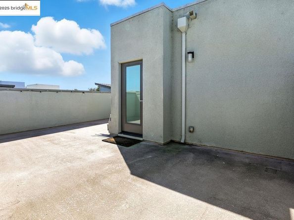 863 Lookout Street, Richmond CA 94804