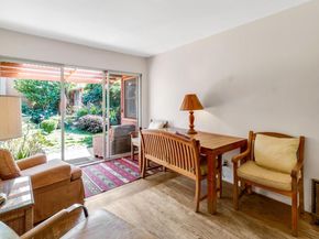 7415 Circle Hill Dr, Oakland CA 94605