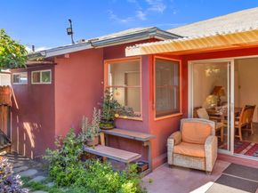 7415 Circle Hill Dr, Oakland CA 94605