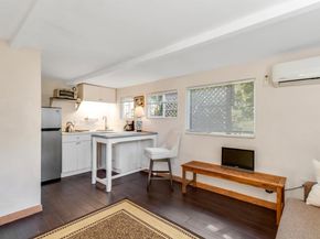 7415 Circle Hill Dr, Oakland CA 94605