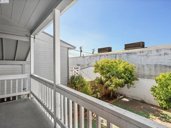 1539 International Blvd, Oakland CA 94606