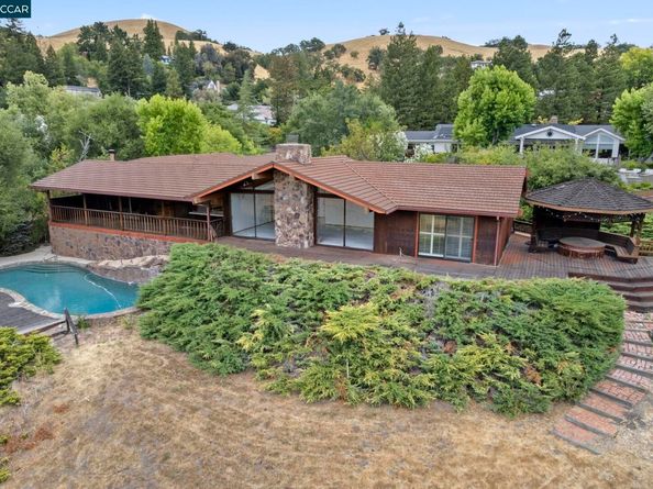 47 Bella Vista Ct, Diablo CA 94528
