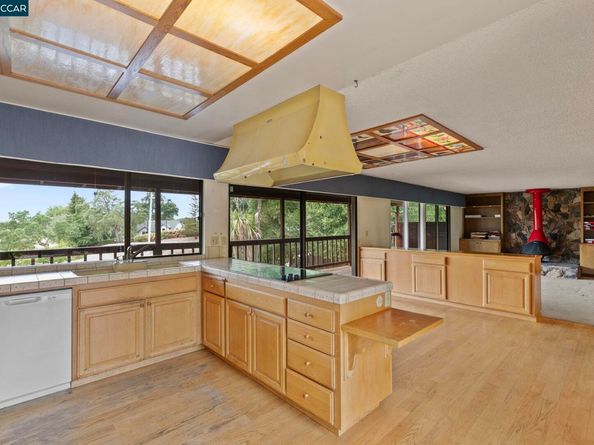 47 Bella Vista Ct, Diablo CA 94528
