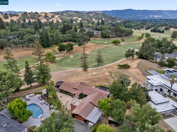 47 Bella Vista Ct, Diablo CA 94528