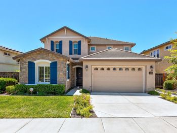 2528 Amantea Way
