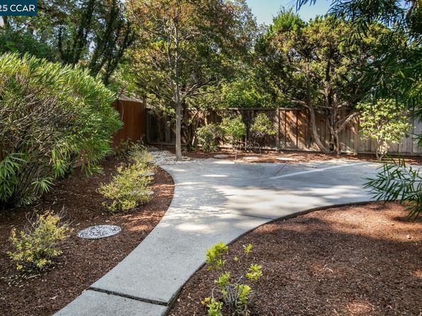 2073 Robb Rd, Walnut Creek CA 94596
