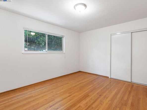 4520 Valley View Rd, Richmond CA 94803