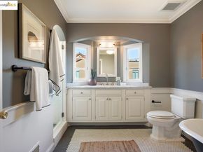 865 Longridge Road, Oakland CA 94610
