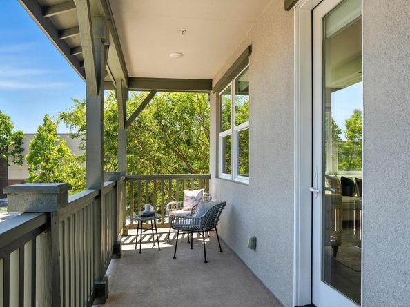 477 Mitchell Ave, Alameda CA 94501