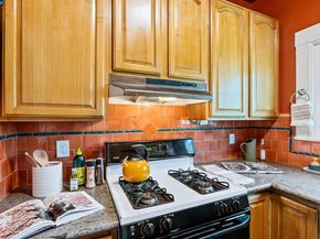 2840 11Th Ave, Oakland CA 94610