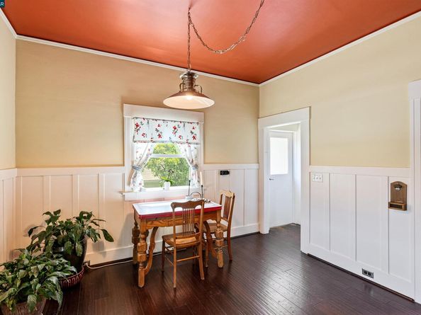 2840 11Th Ave, Oakland CA 94610