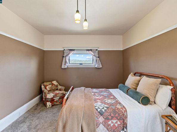 2840 11Th Ave, Oakland CA 94610